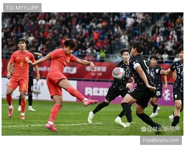 国安高位压迫战术反噬,防线频频被打穿暴露防守隐患 国安高位压迫战术反噬,防线频频被打穿暴露防守隐患